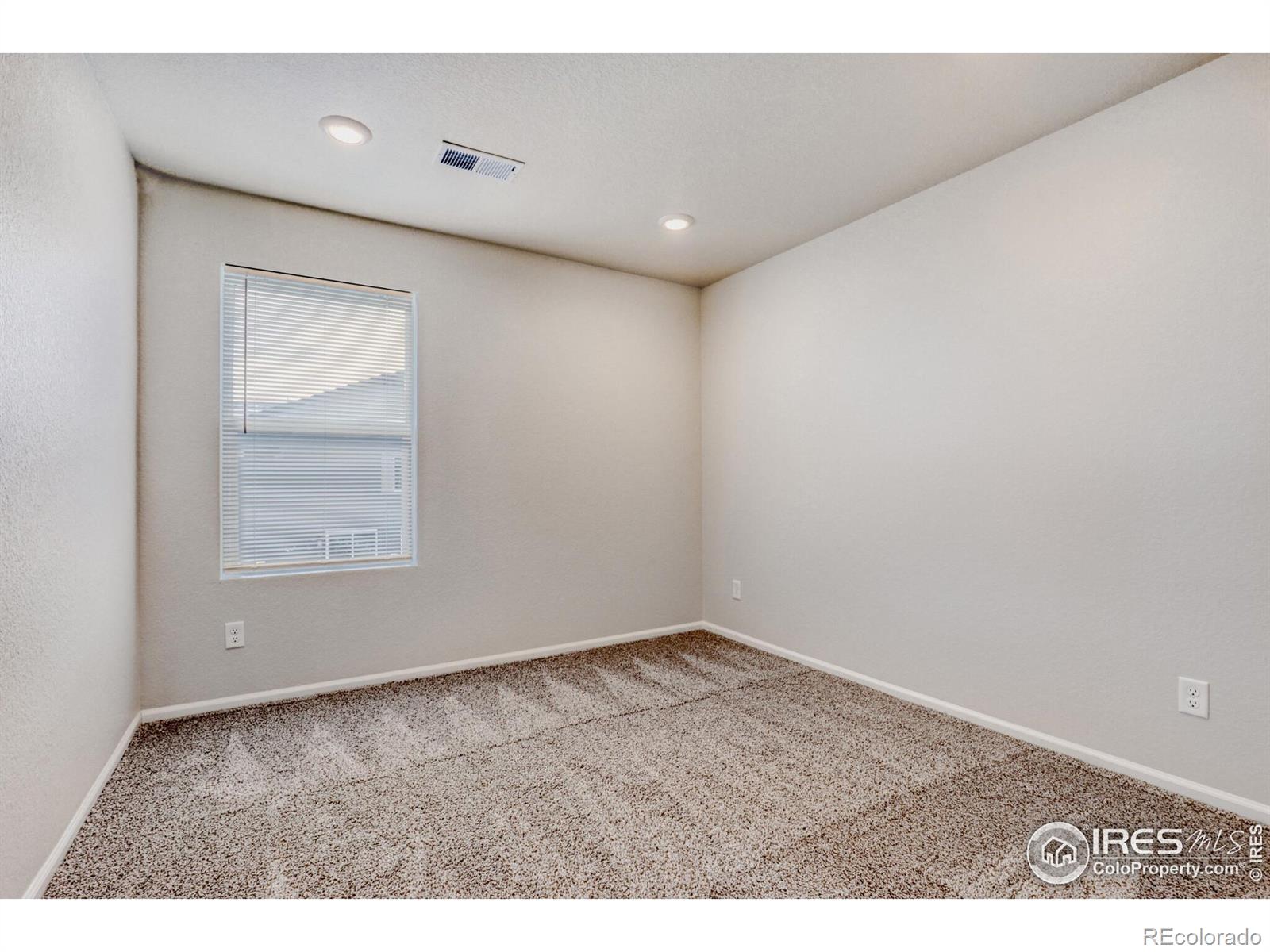6089 N Liverpool Street Aurora CO 80019