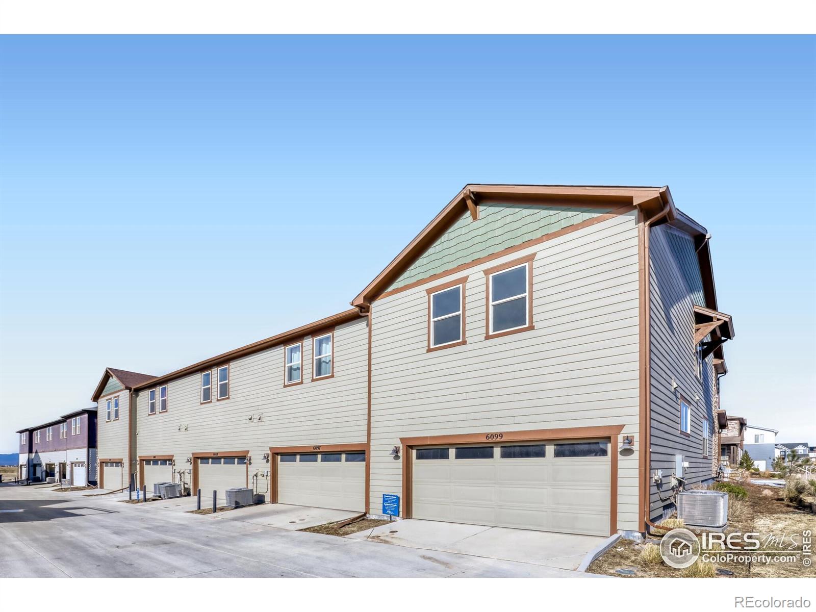 6089 N Liverpool Street Aurora CO 80019