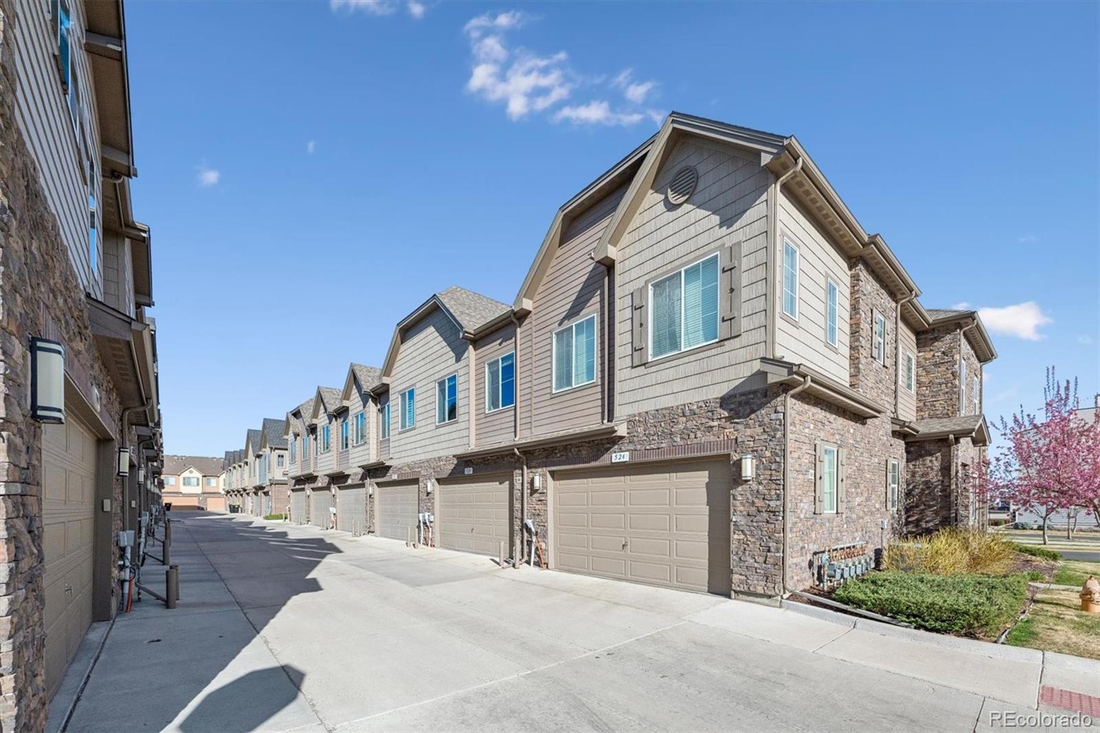 522 E Dry Creek Place Littleton CO 80122