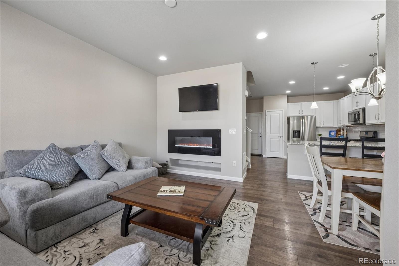 522 E Dry Creek Place Littleton CO 80122