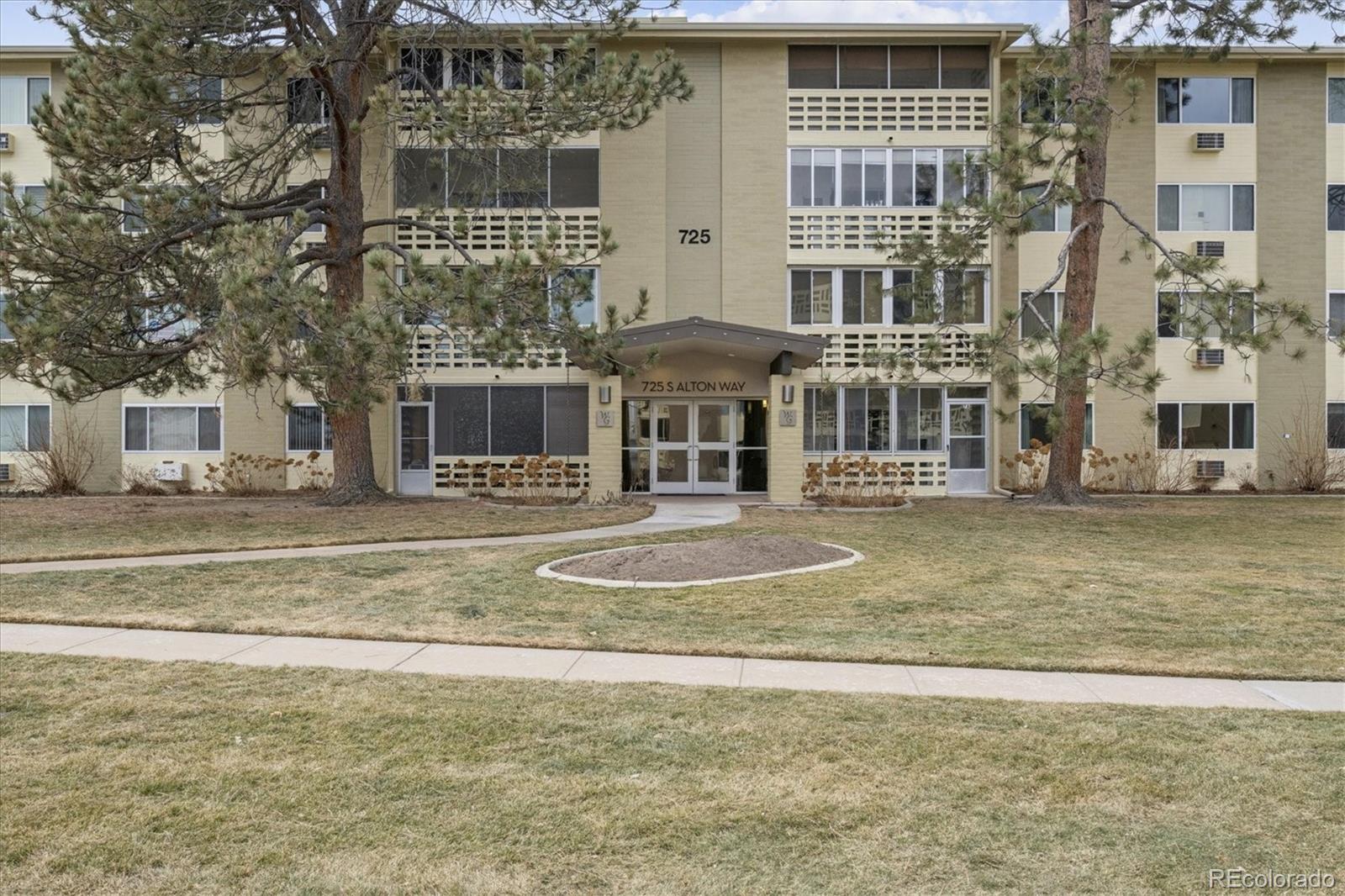 725 S Alton Way Denver CO 80247