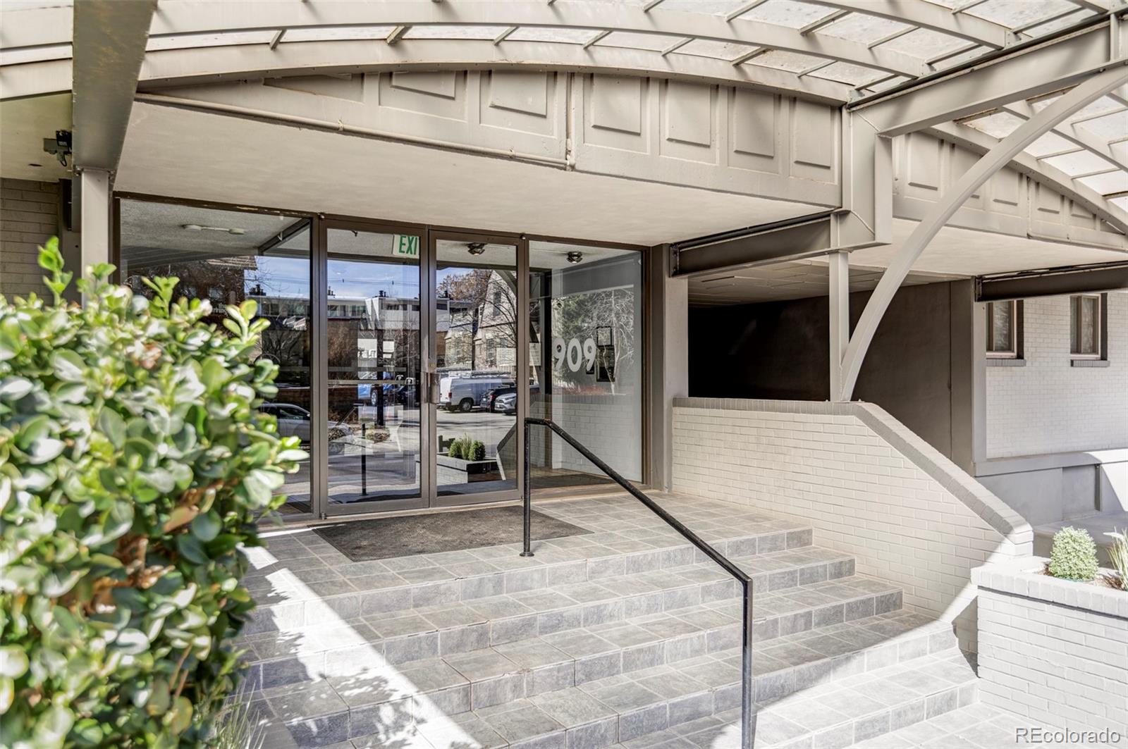 909 N Logan Street Denver CO 80203