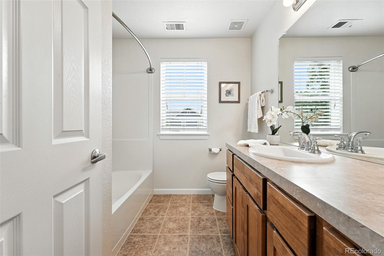 1275 Hummingbird Circle Longmont CO 80501