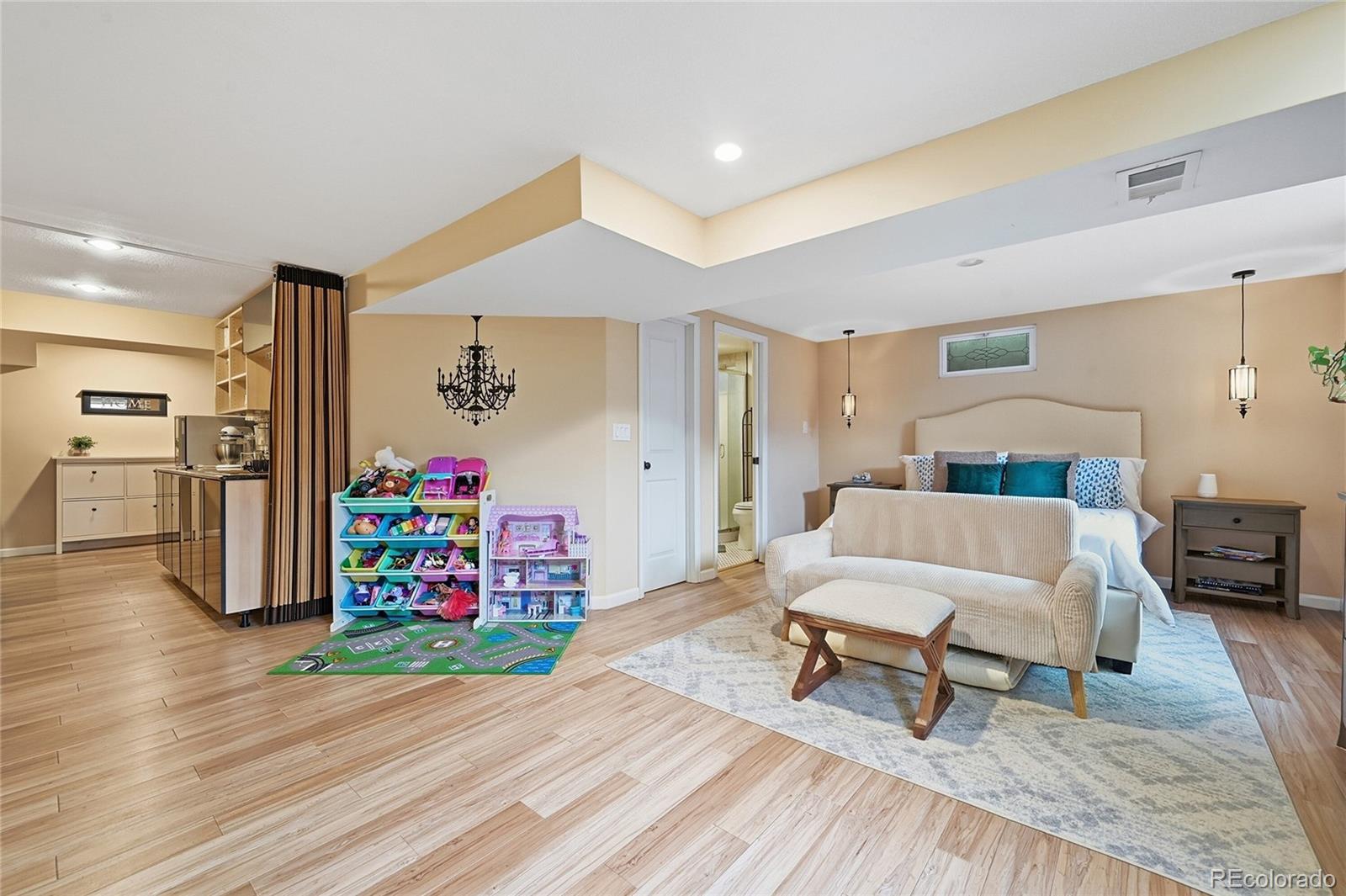 6651 E Ithaca Place Denver CO 80237