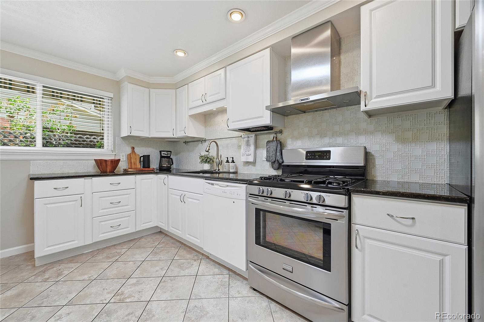 6651 E Ithaca Place Denver CO 80237