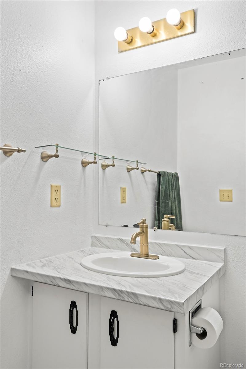 3225 S Garrison Street Lakewood CO 80227