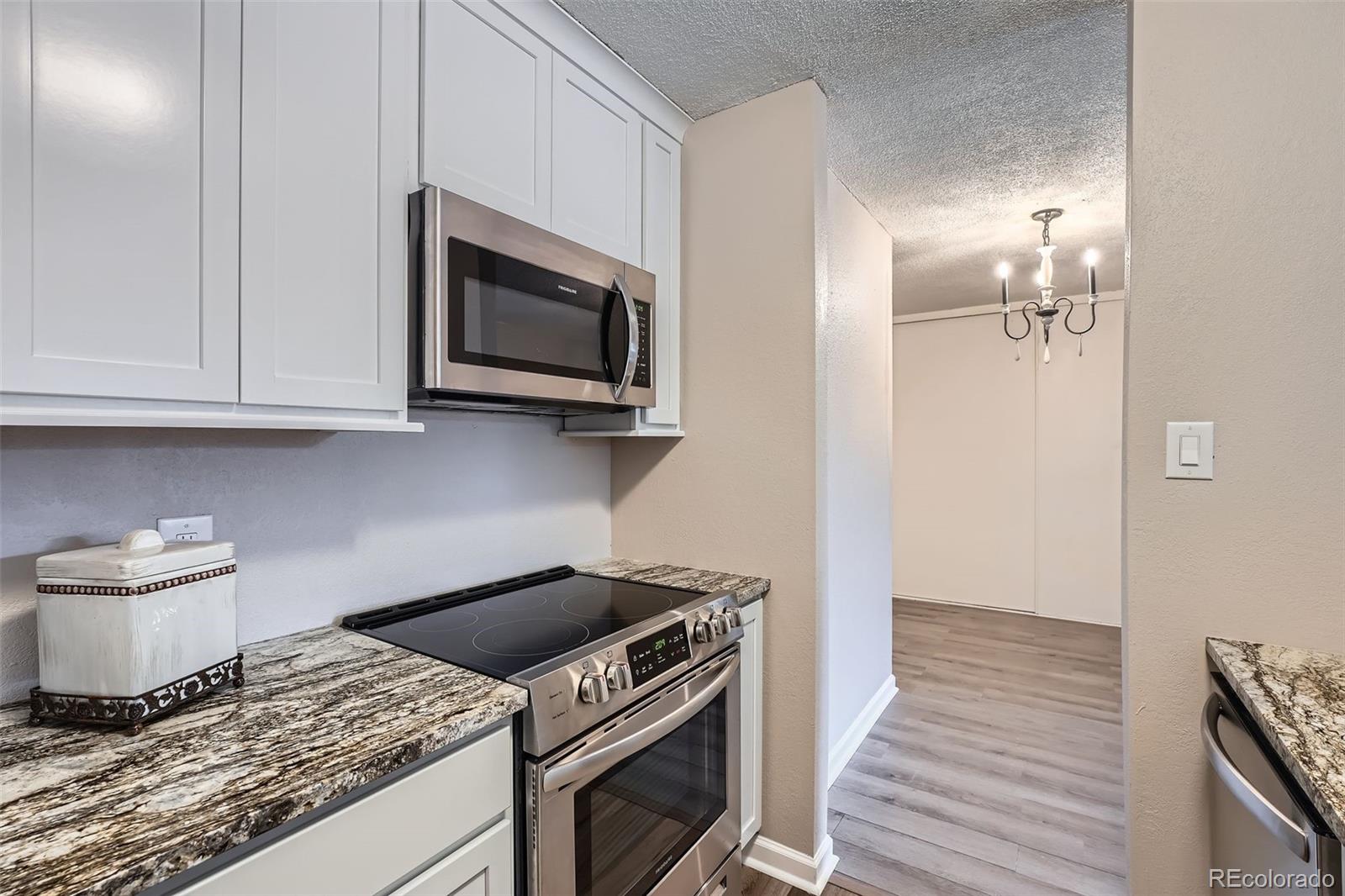 2231 S Vaughn Way Aurora CO 80014