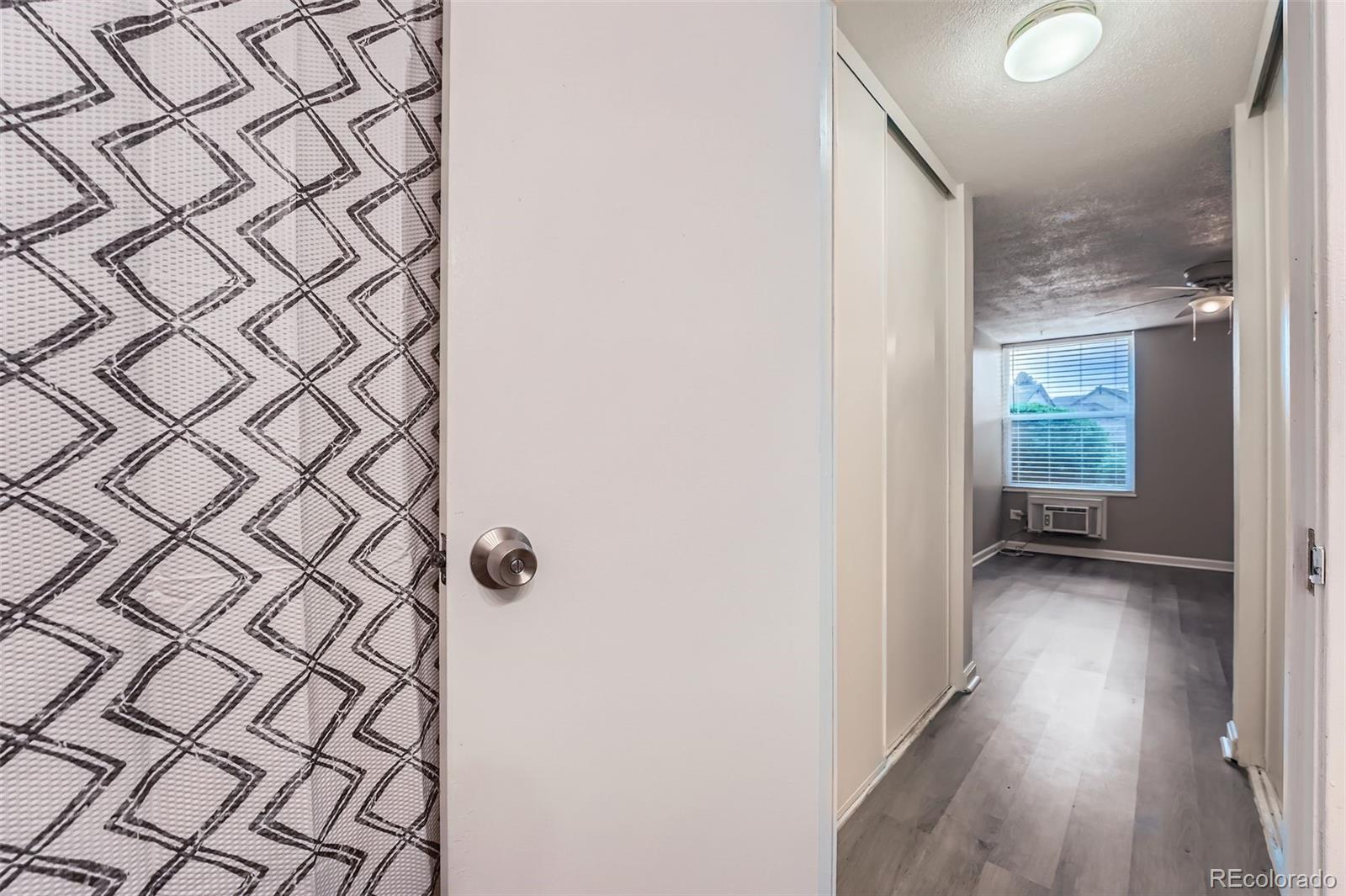 2231 S Vaughn Way Aurora CO 80014
