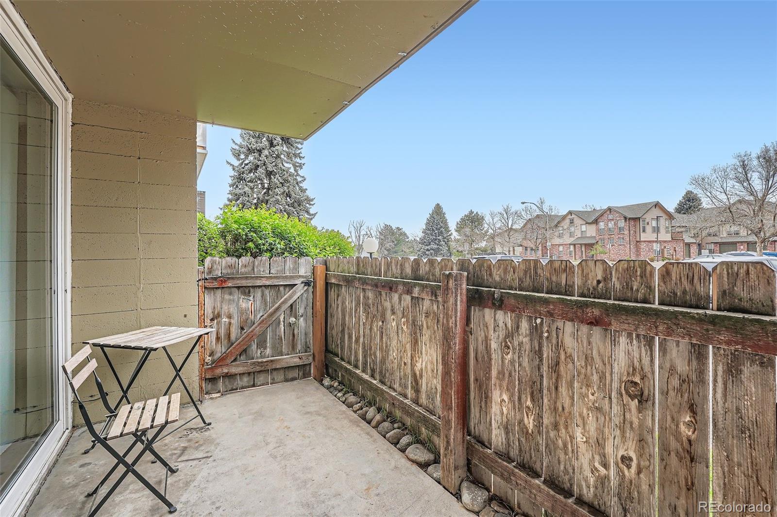 2231 S Vaughn Way Aurora CO 80014