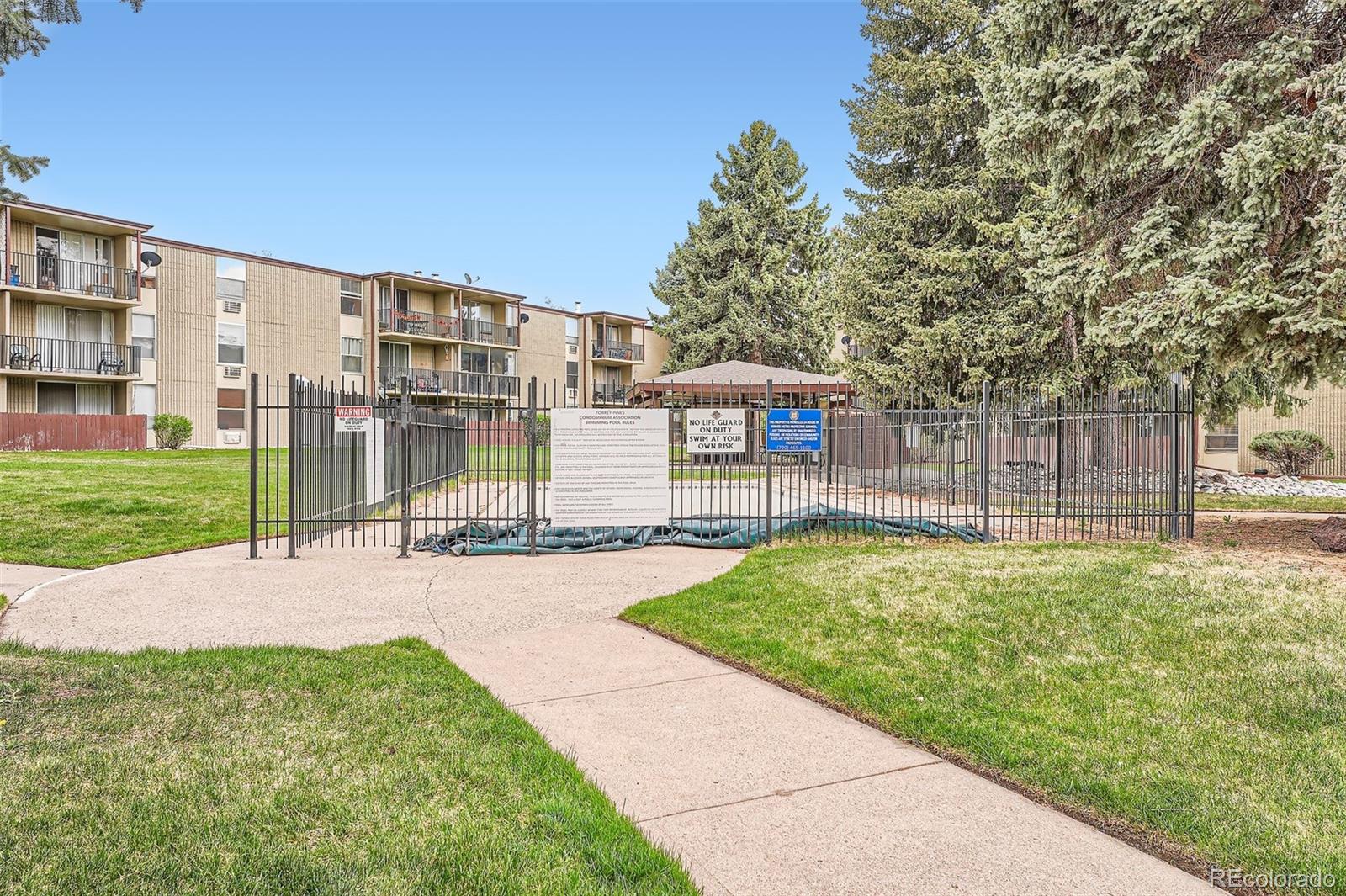2231 S Vaughn Way Aurora CO 80014