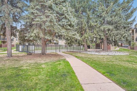 2231 S Vaughn Way Aurora CO 80014