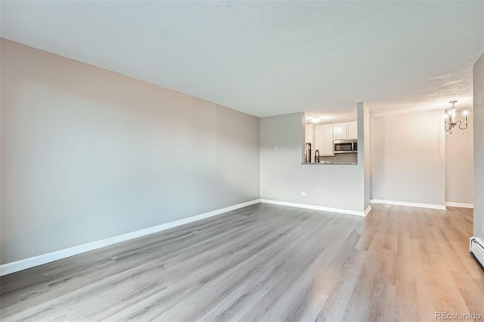 2231 S Vaughn Way Aurora CO 80014