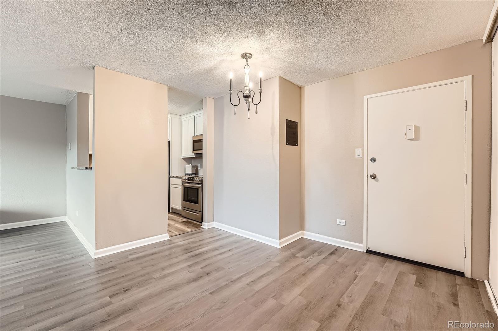 2231 S Vaughn Way Aurora CO 80014