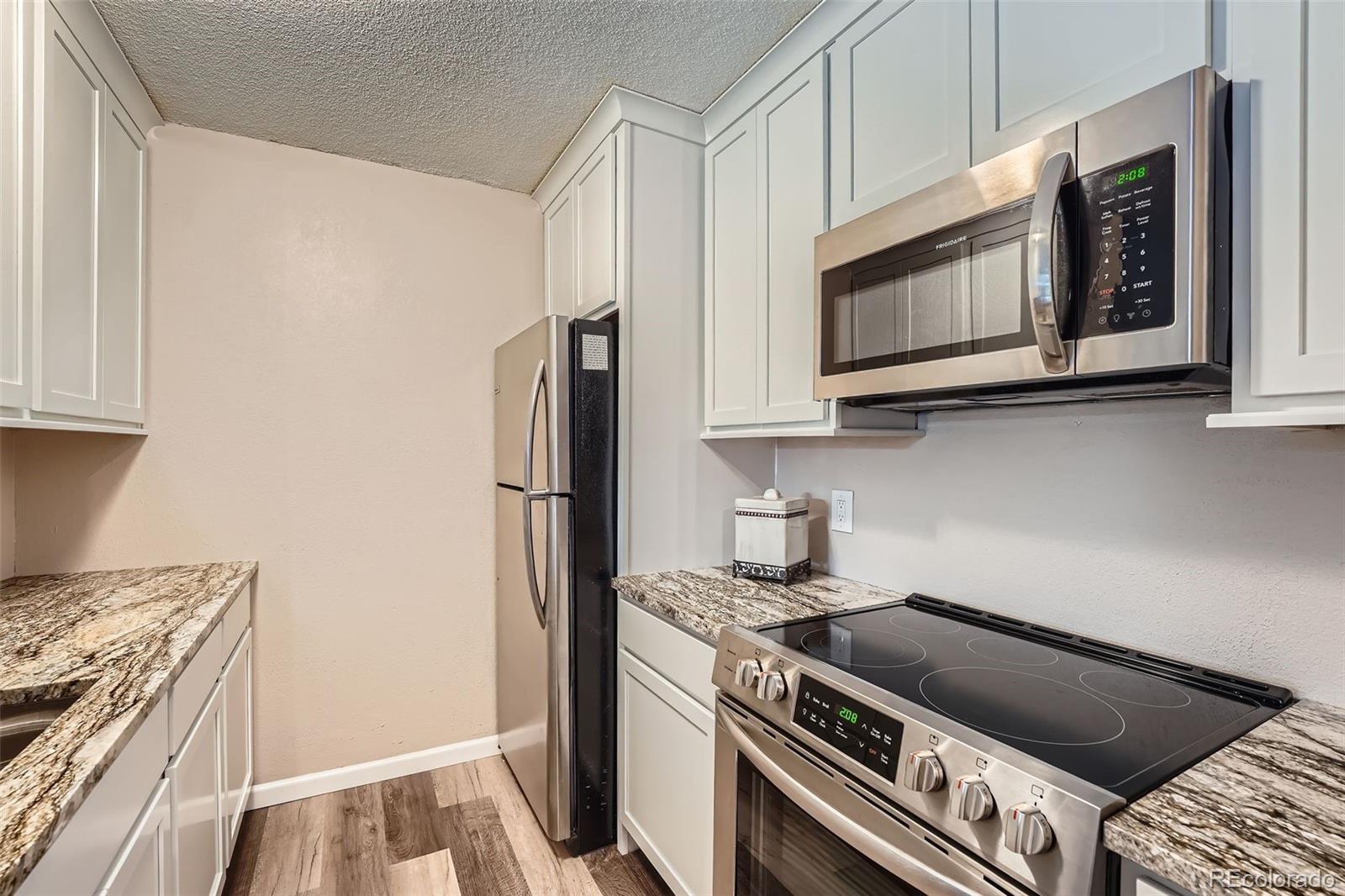 2231 S Vaughn Way Aurora CO 80014