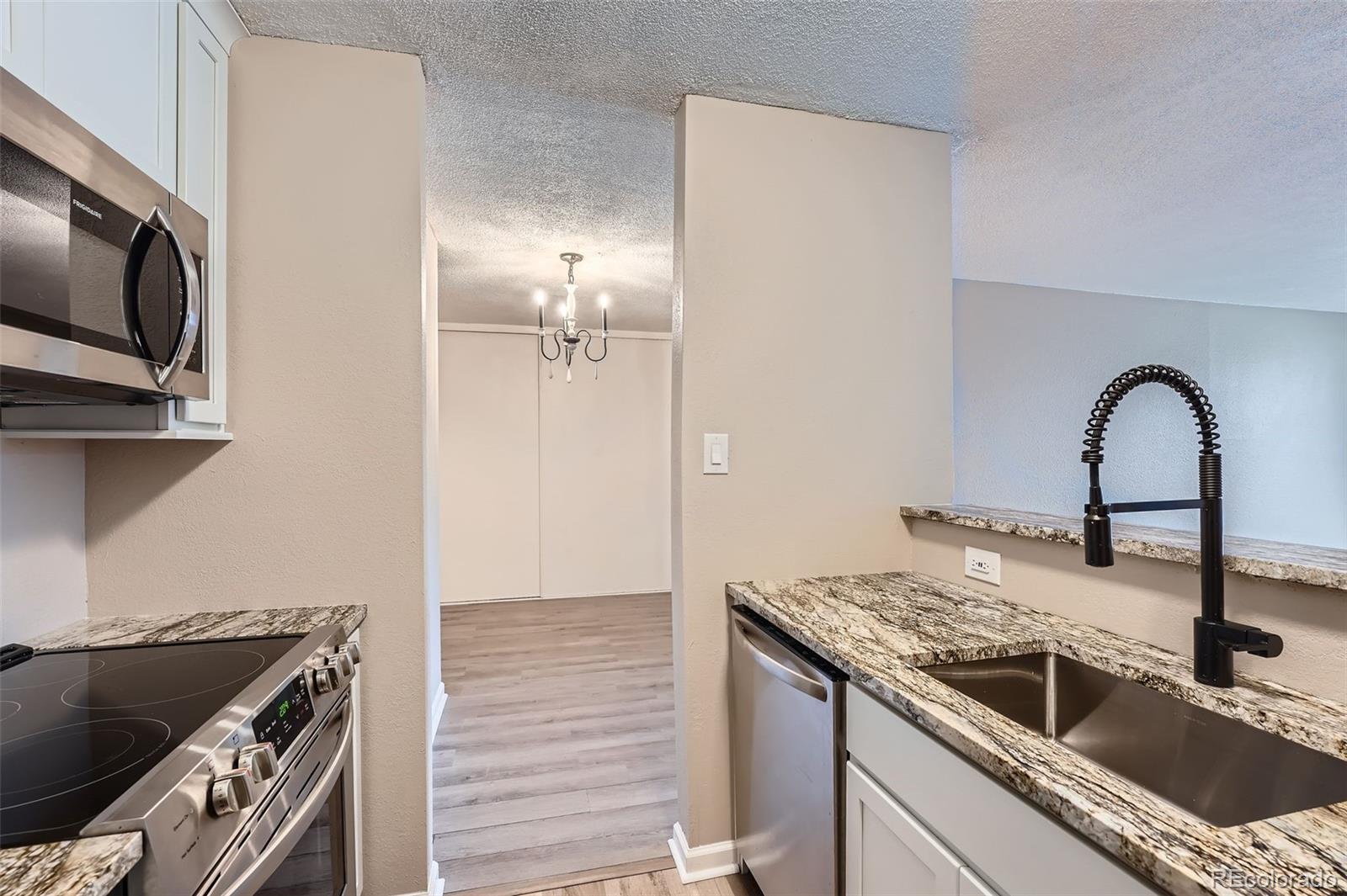 2231 S Vaughn Way Aurora CO 80014