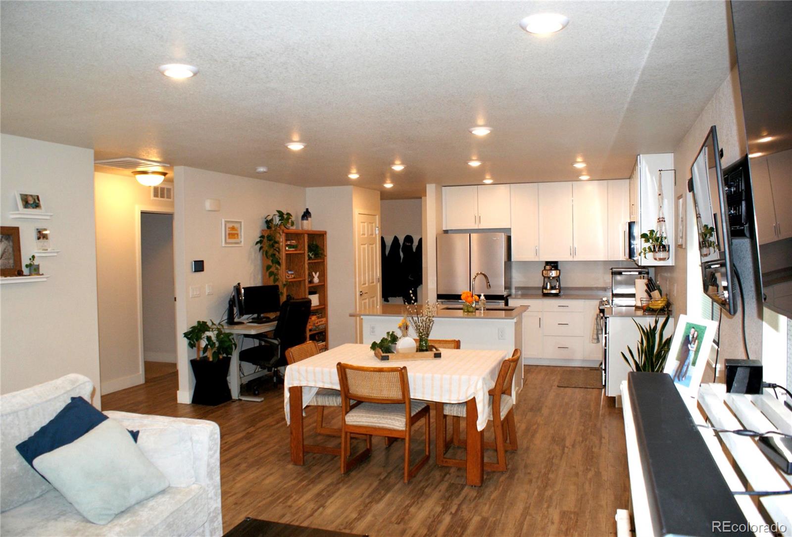 819 Widgeon Circle Longmont CO 80503