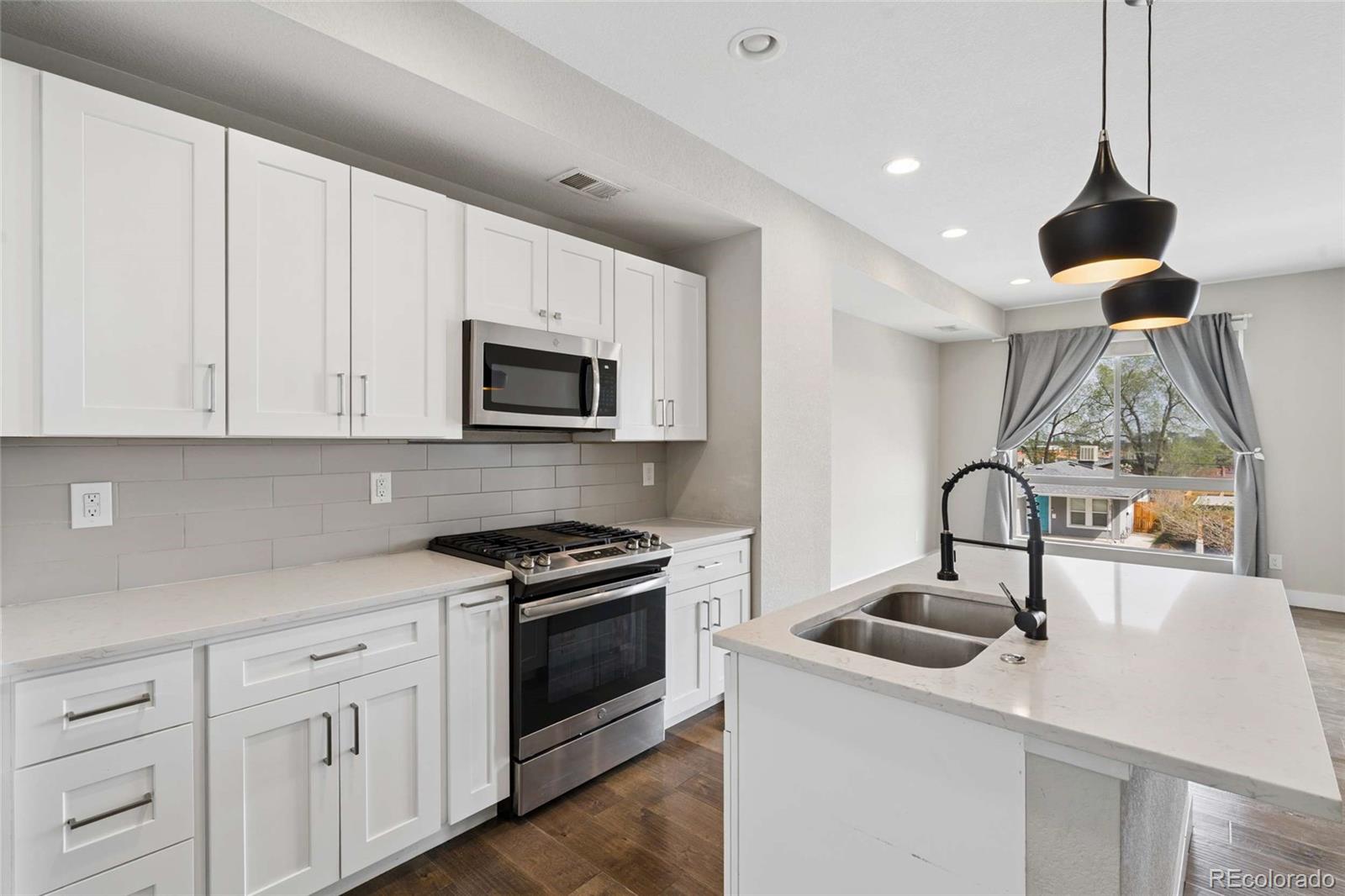 1935 Eaton Street Lakewood CO 80214