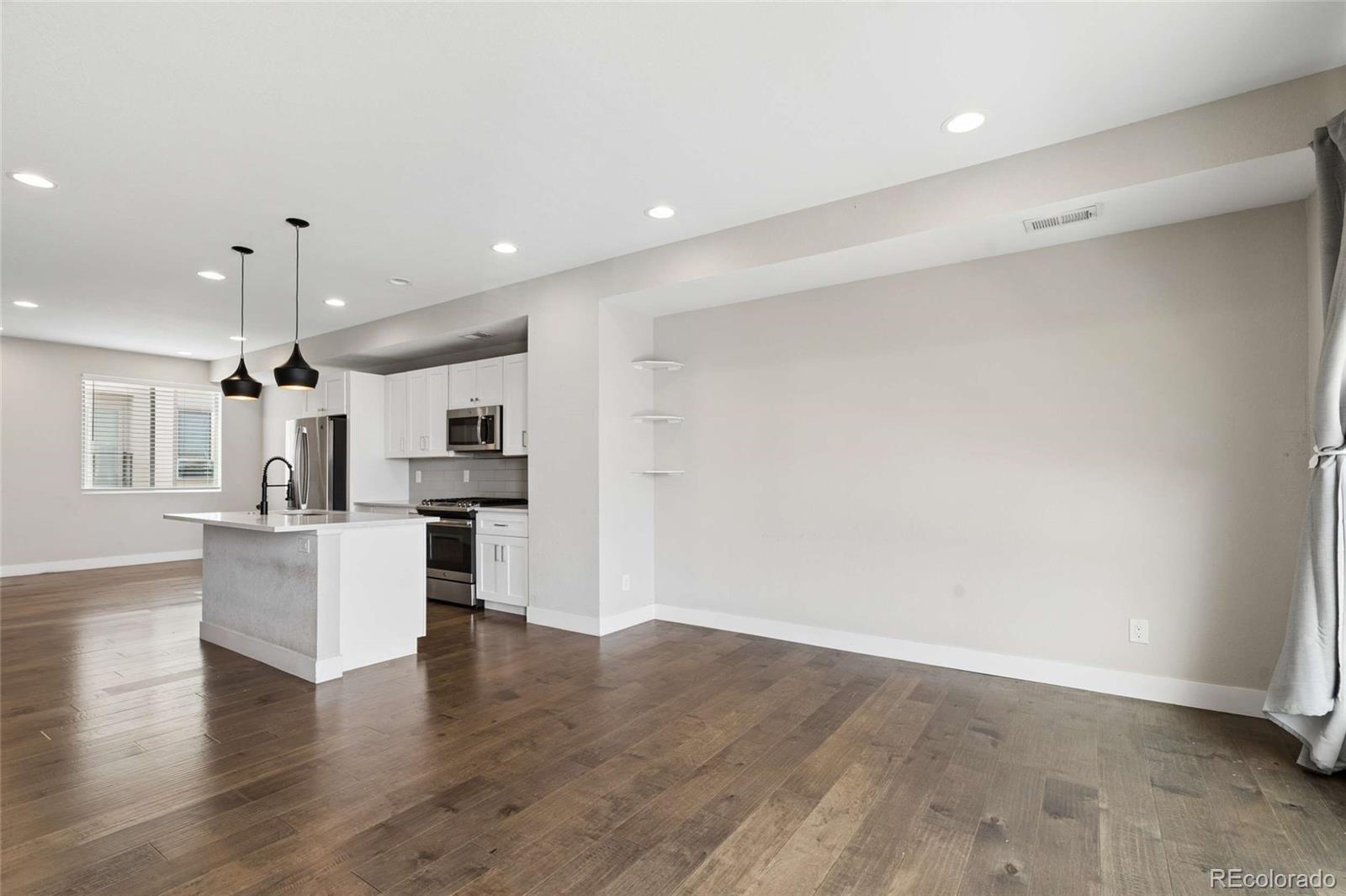 1935 Eaton Street Lakewood CO 80214