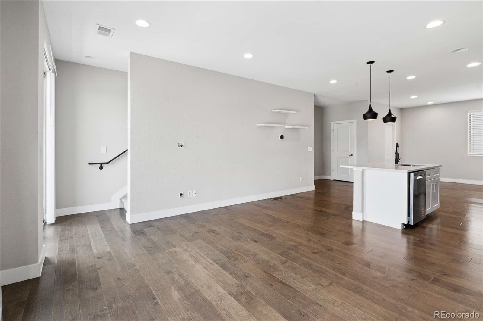 1935 Eaton Street Lakewood CO 80214