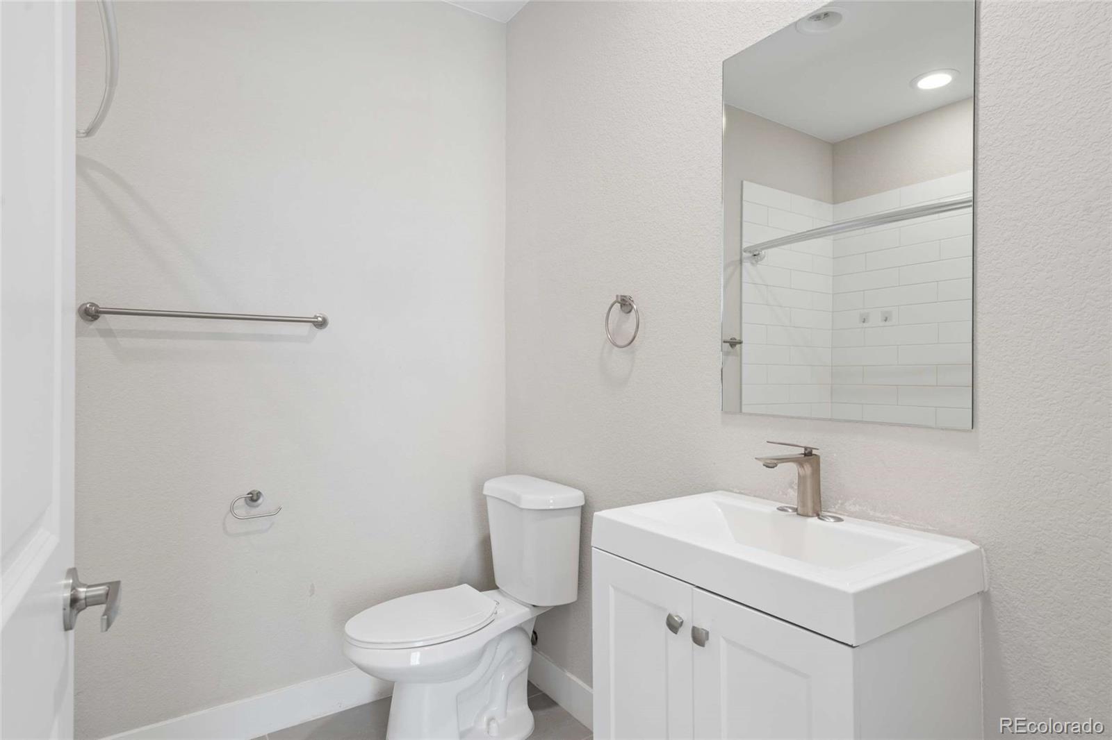 1935 Eaton Street Lakewood CO 80214
