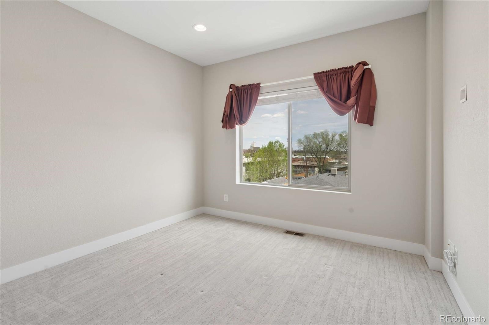 1935 Eaton Street Lakewood CO 80214