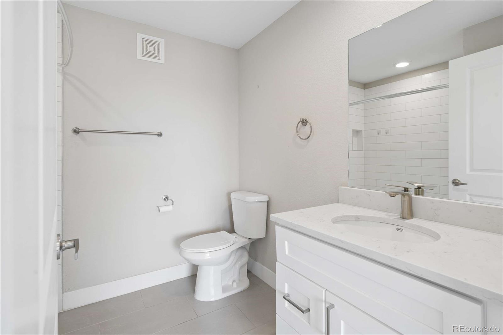 1935 Eaton Street Lakewood CO 80214