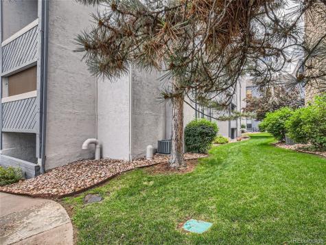 9837 E Peakview Avenue Englewood CO 80111