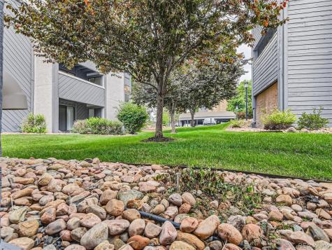 9837 E Peakview Avenue Englewood CO 80111