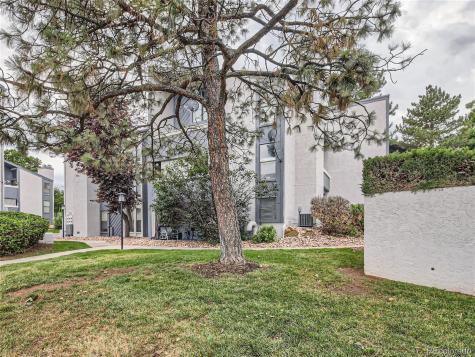 9837 E Peakview Avenue Englewood CO 80111