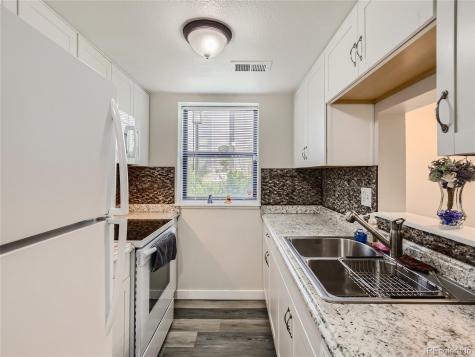 9837 E Peakview Avenue Englewood CO 80111
