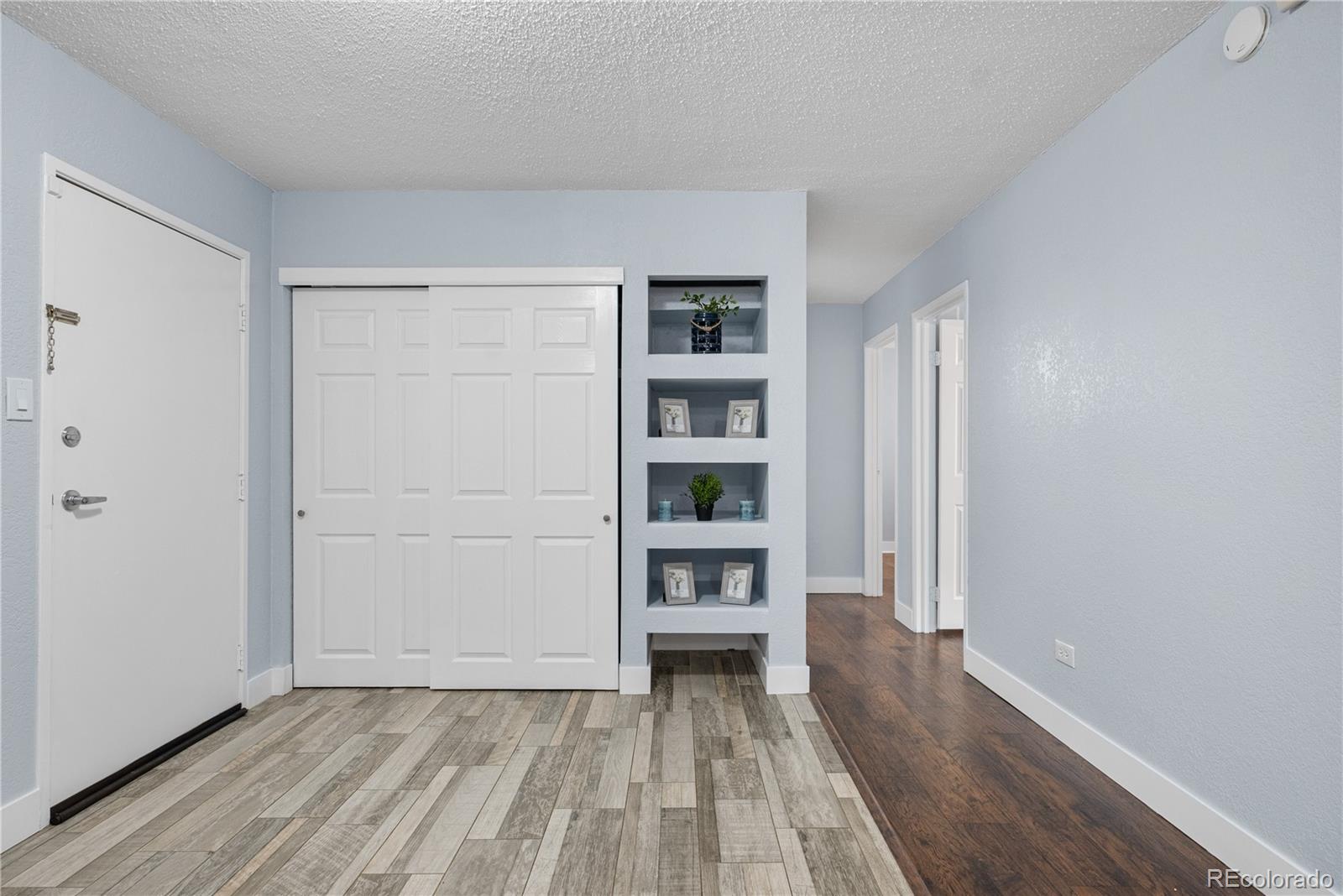 2281 S Vaughn Way Aurora CO 80014