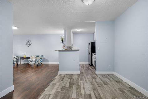 2281 S Vaughn Way Aurora CO 80014
