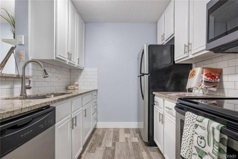 2281 S Vaughn Way Aurora CO 80014