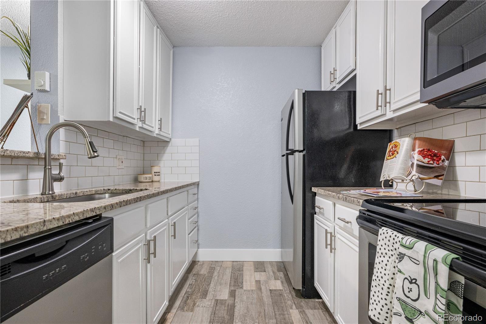 2281 S Vaughn Way Aurora CO 80014