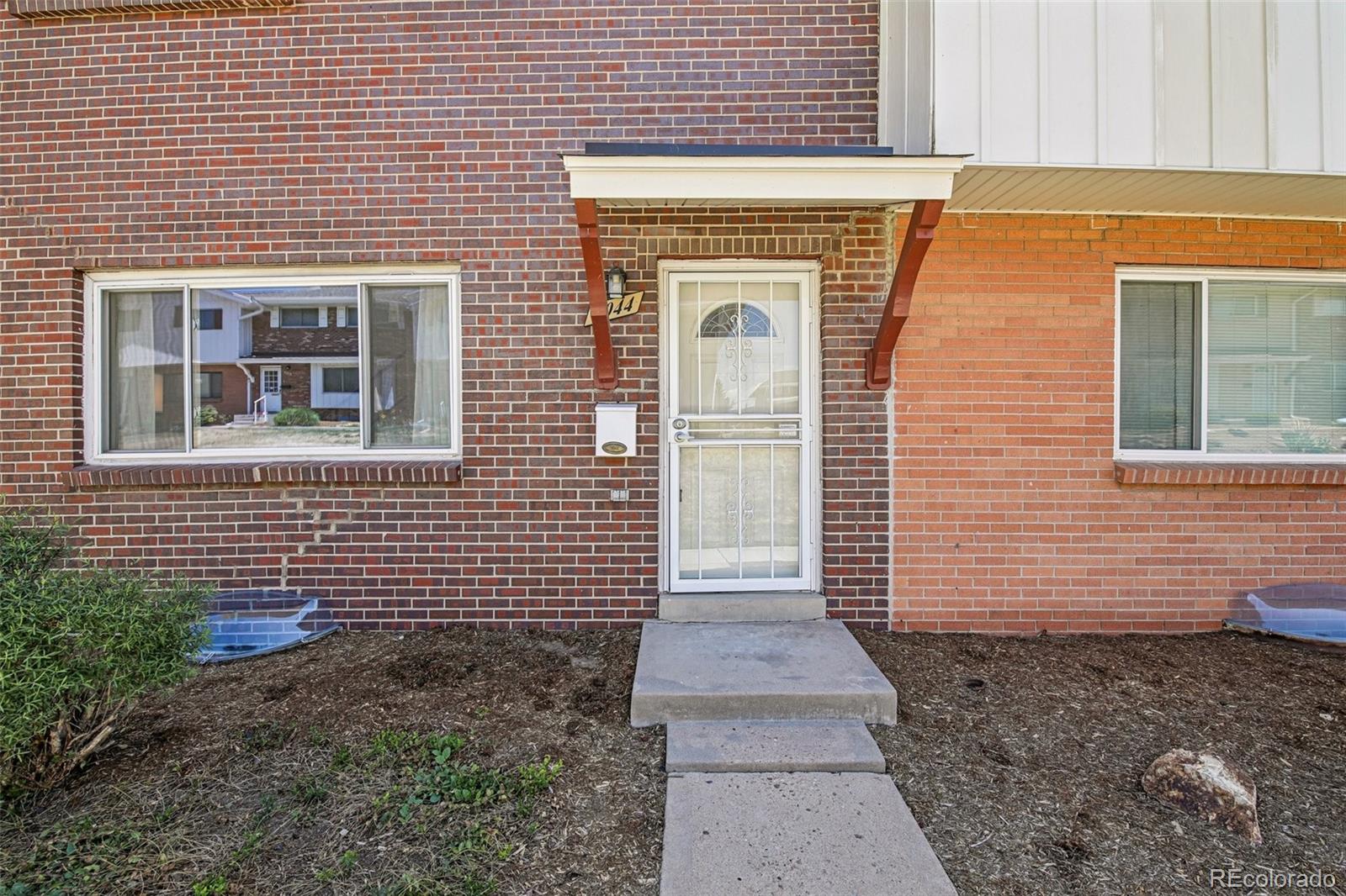 9044 E Nassau Avenue Denver CO 80237