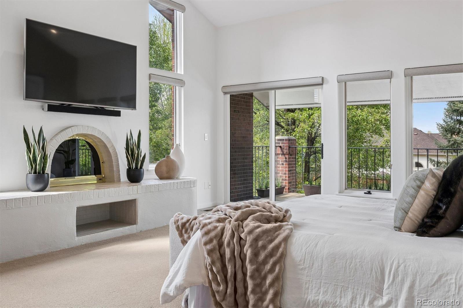 16 Beacon Hill Lane Greenwood Village CO 80111