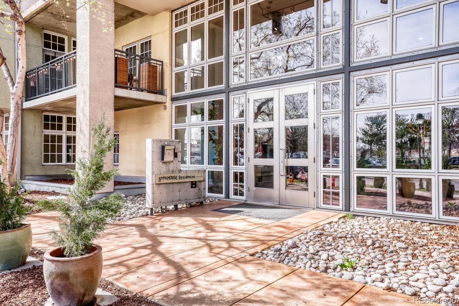 275 S Harrison Street Denver CO 80209
