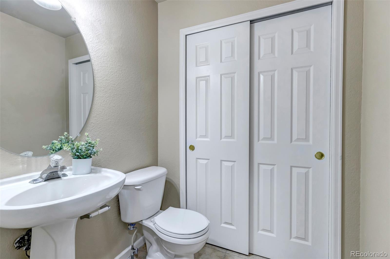 4519 S Atchison Way Aurora CO 80015