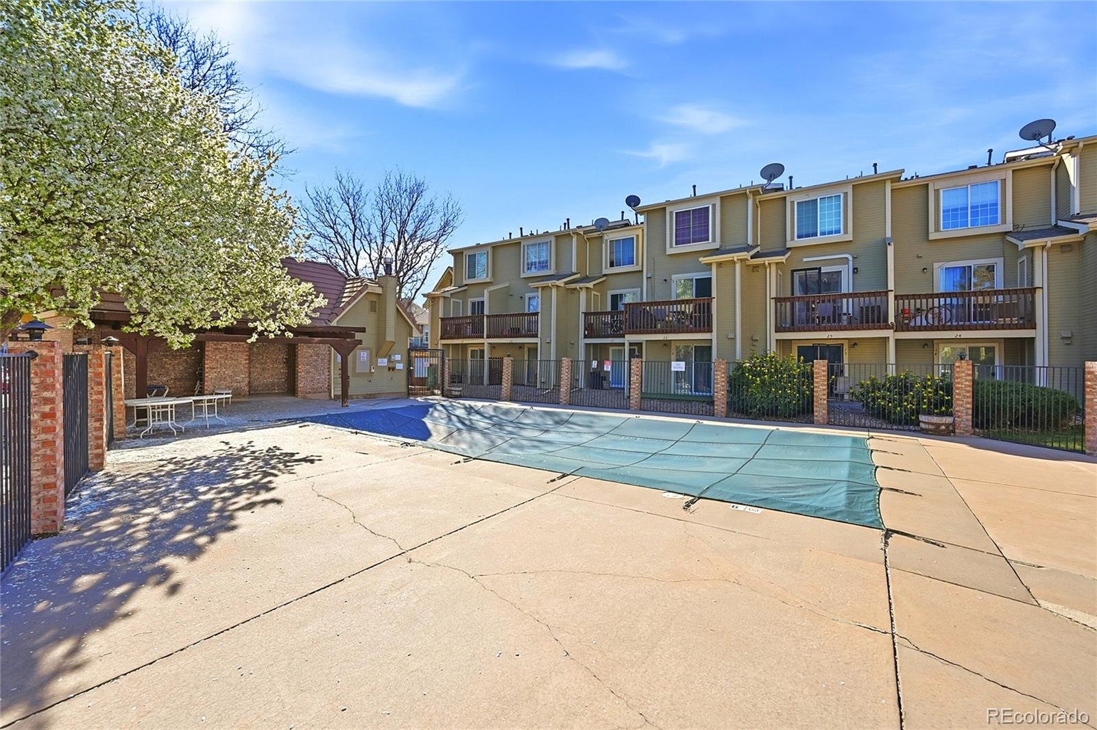 1885 S Quebec Way Denver CO 80231