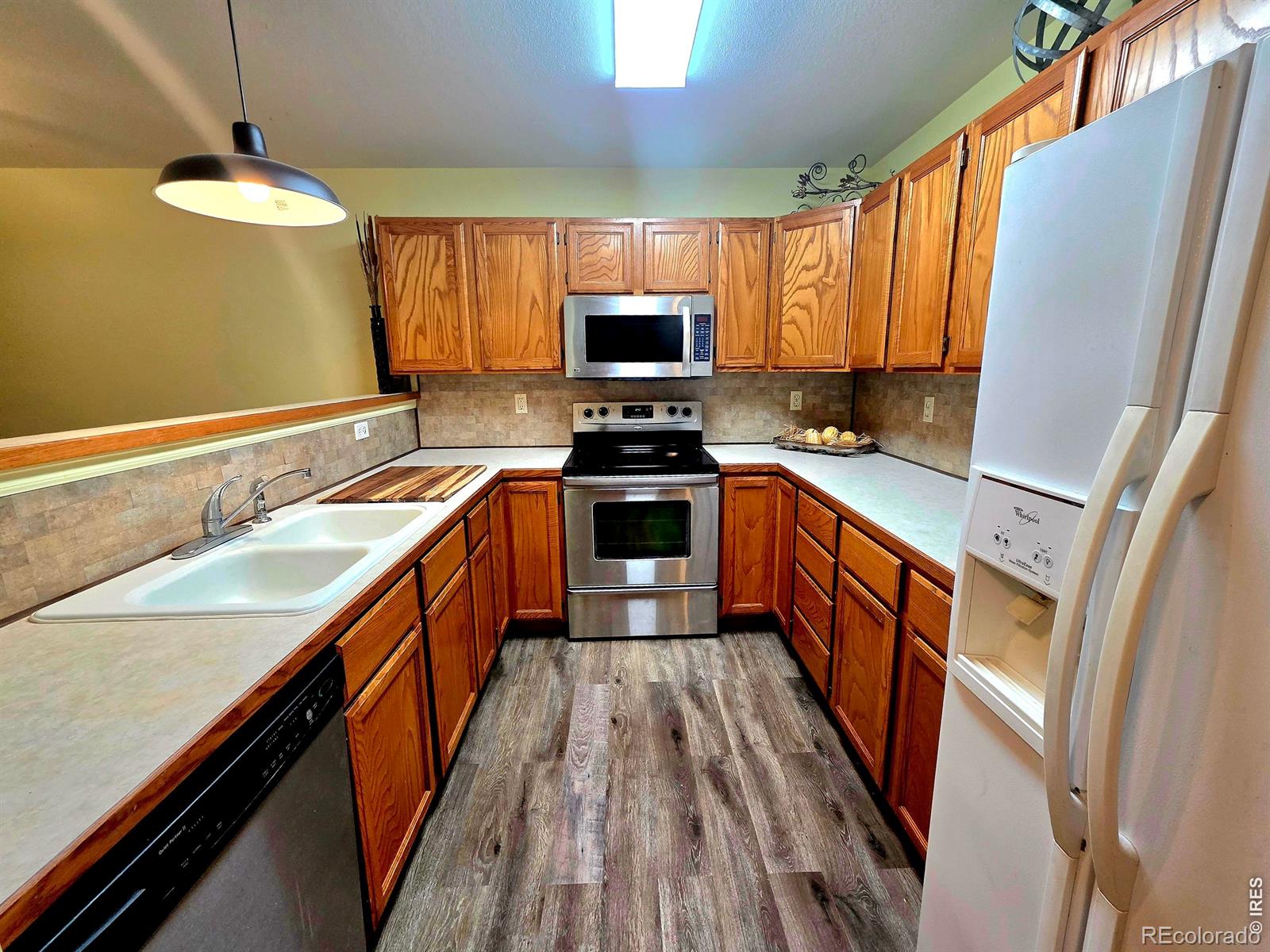 706 Daniels Street Brush CO 80723