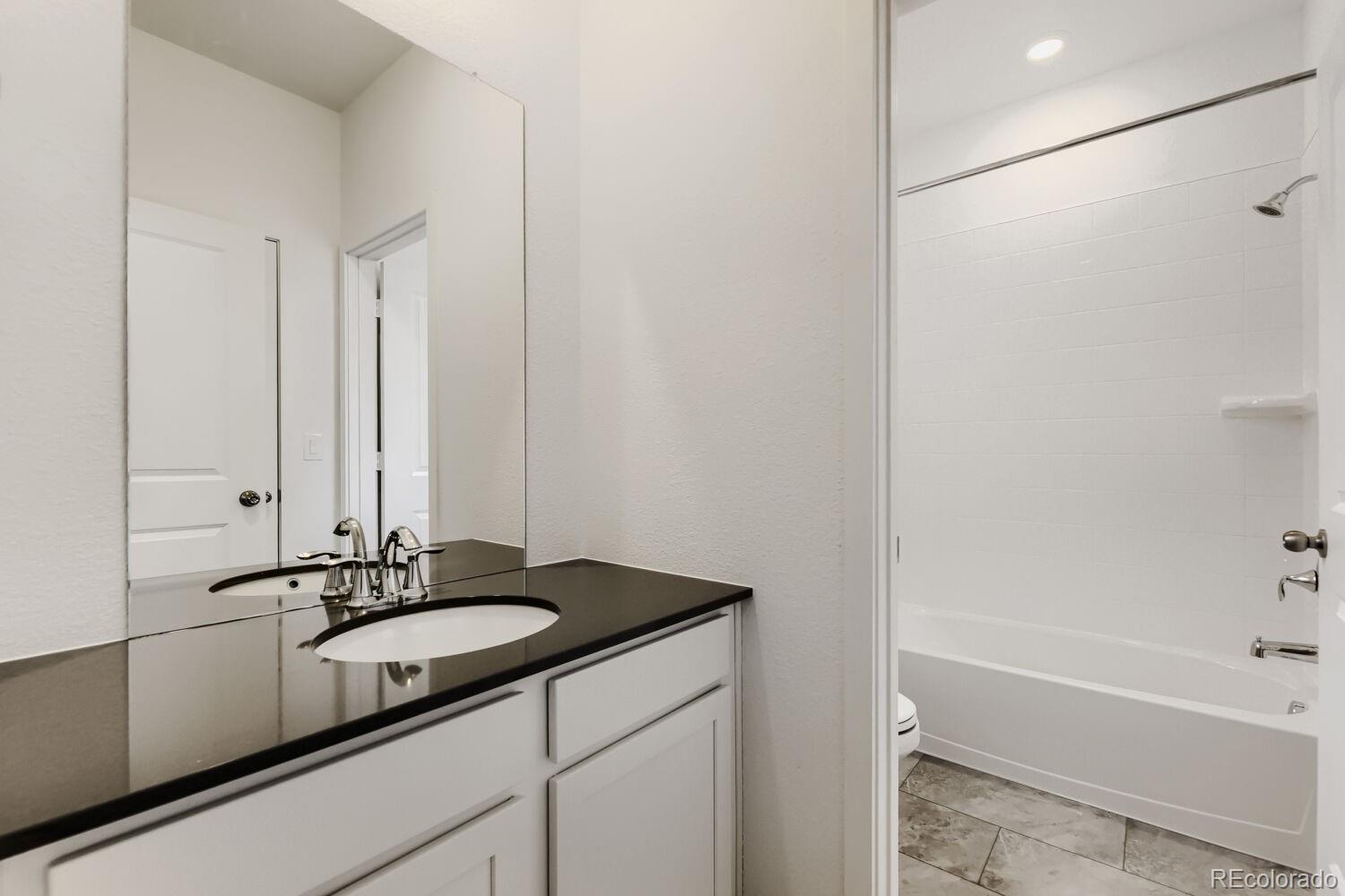 7613 S Mobile Way Centennial CO 80016