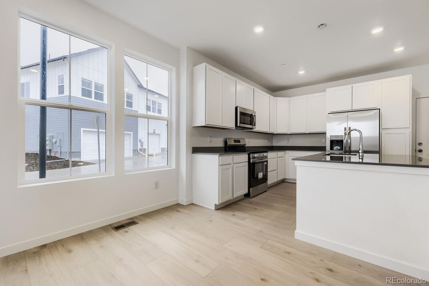 7613 S Mobile Way Centennial CO 80016