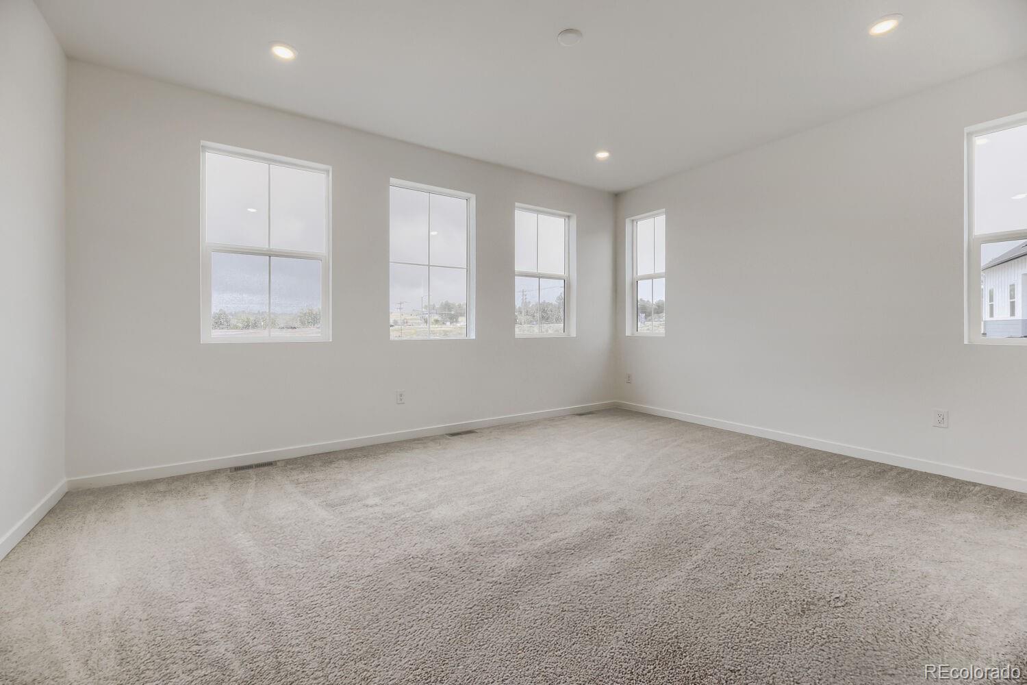 7613 S Mobile Way Centennial CO 80016