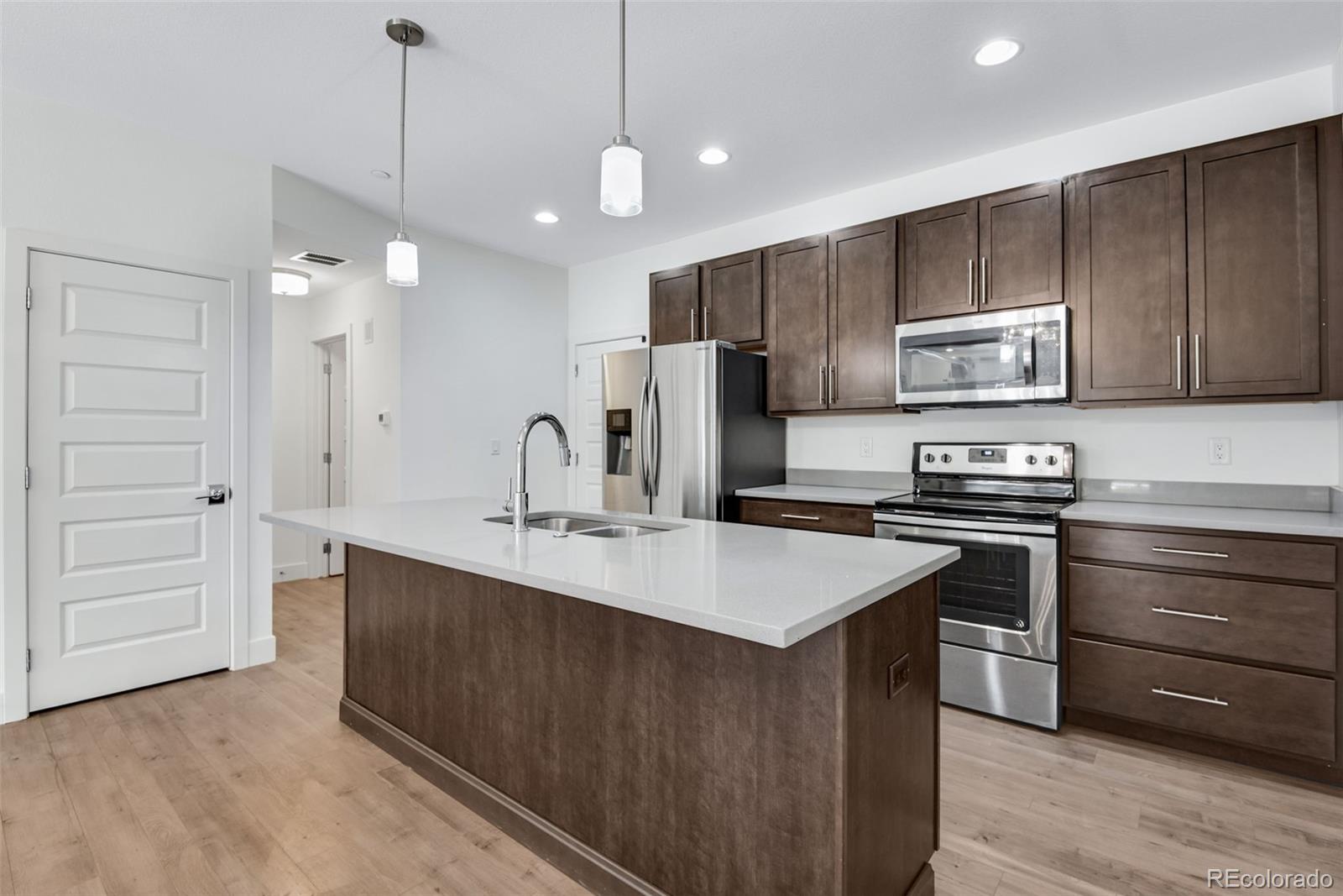 19570 E Sunset Circle Aurora CO 80015