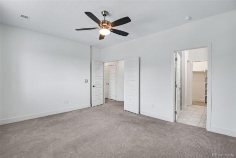 19570 E Sunset Circle Aurora CO 80015