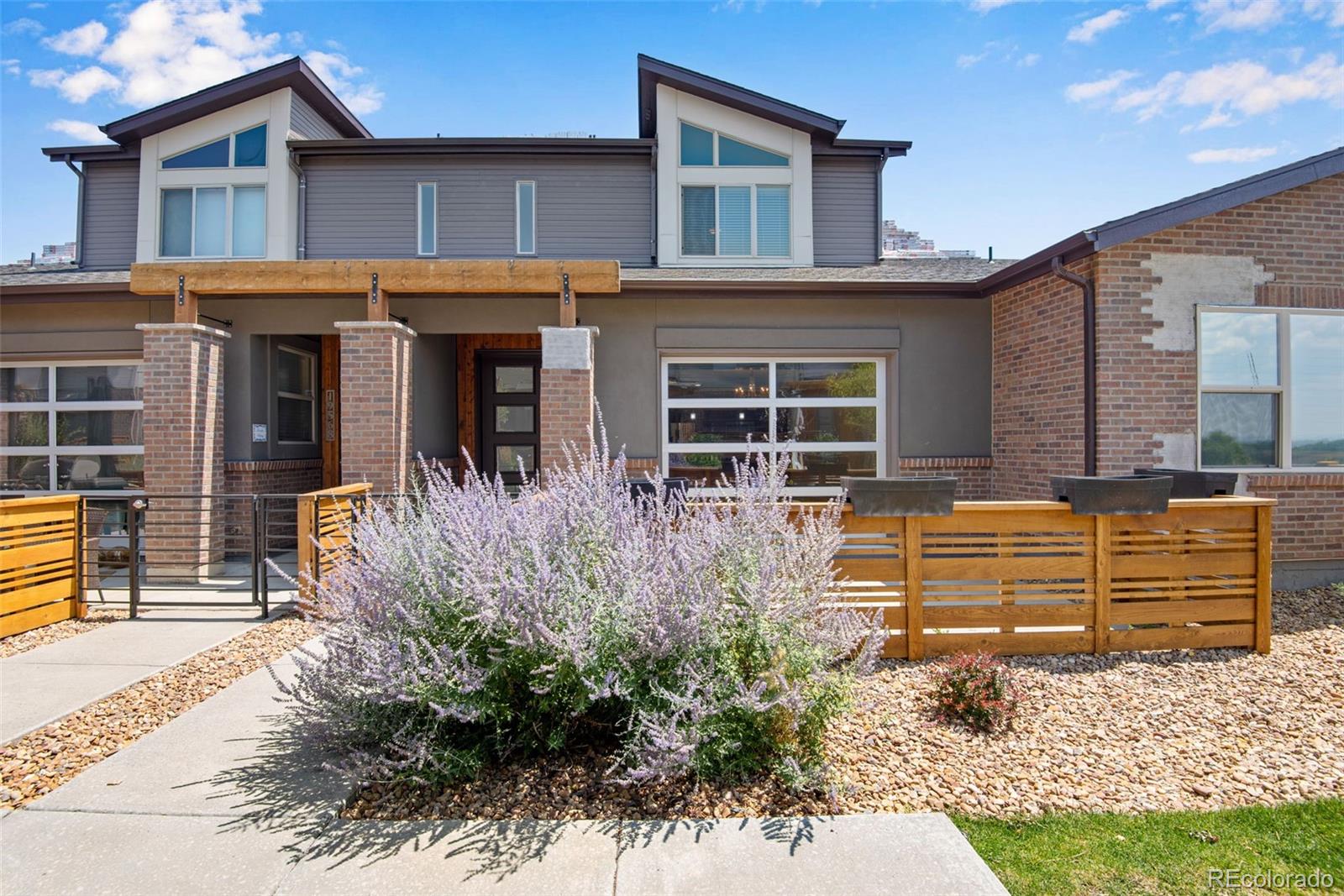 19570 E Sunset Circle Aurora CO 80015