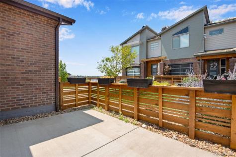 19570 E Sunset Circle Aurora CO 80015