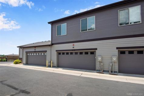 19570 E Sunset Circle Aurora CO 80015