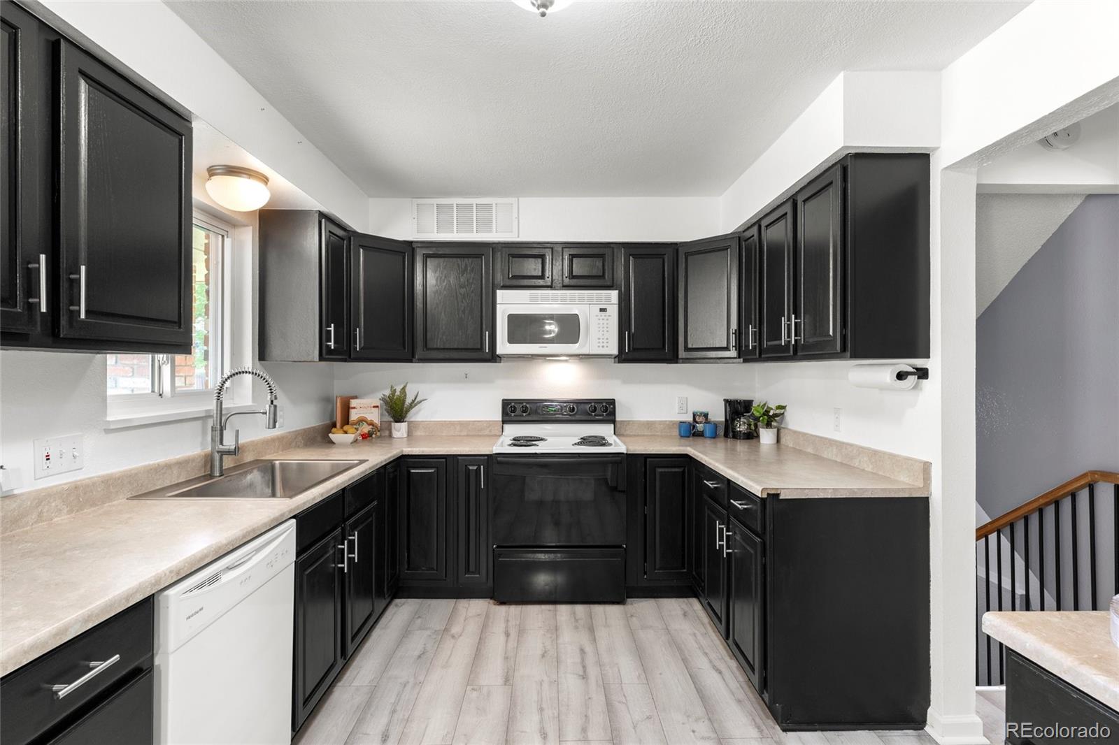 1115 E 10th Avenue Broomfield CO 80020