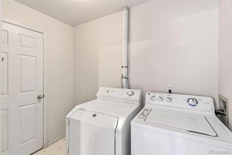 4003 S Carson Street Aurora CO 80014